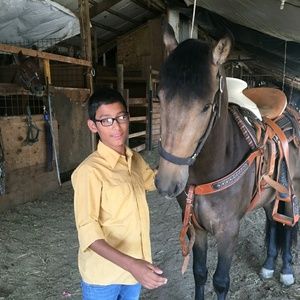 Meet your Posher, Diego